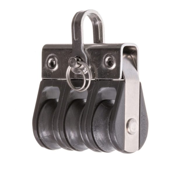 R7114 - 19 Nova Triple fixed shackle(Pk Size: 1)
